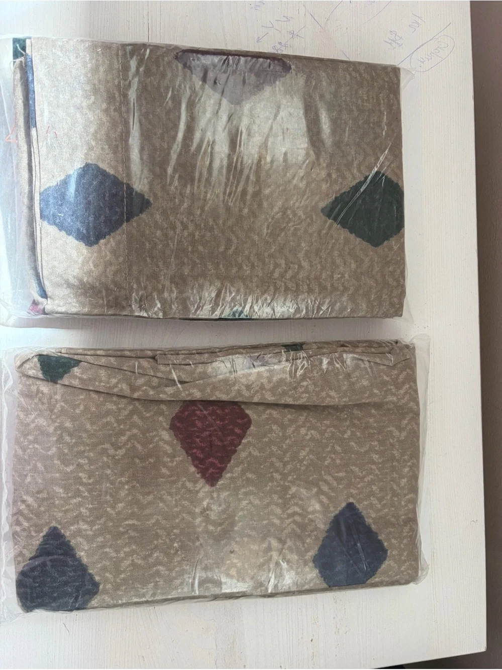 4 Pillow Cases – 100% Cotton – 75 × 48 cm